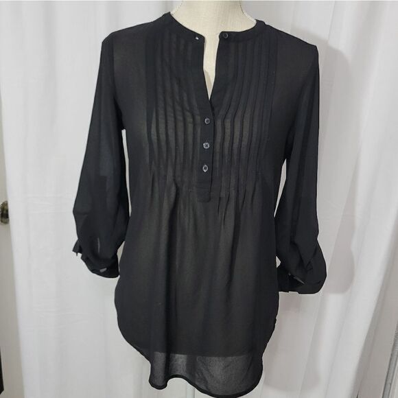 Old navy blouse - Picture 2 of 7